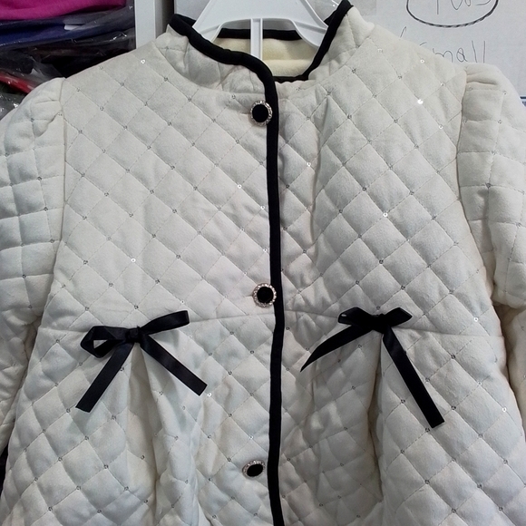 NEW Quilted Ivory Girls Coat Sz 7-8 - Picture 15 of 16
